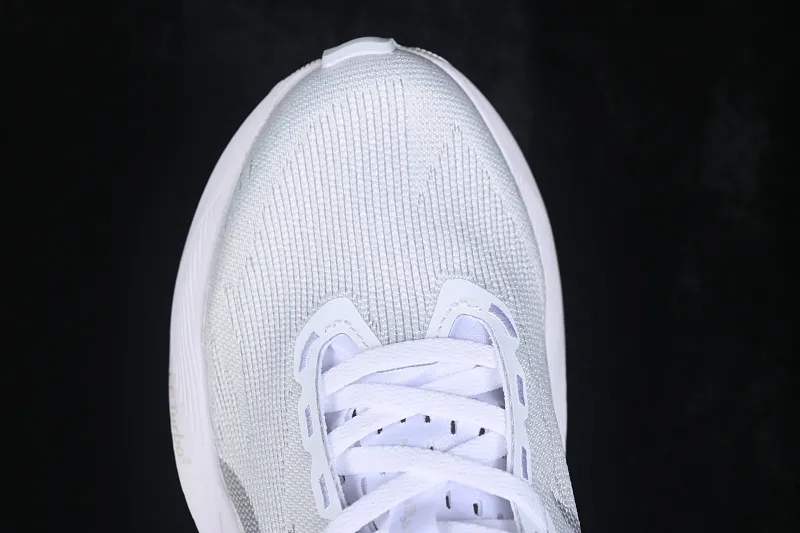 All categories Asics Asics series Asics Novablast 6 Asics Novablast 6 Asics retro breathable casual shoes cushioning men's wear-resistant running shoes 1012C008-100